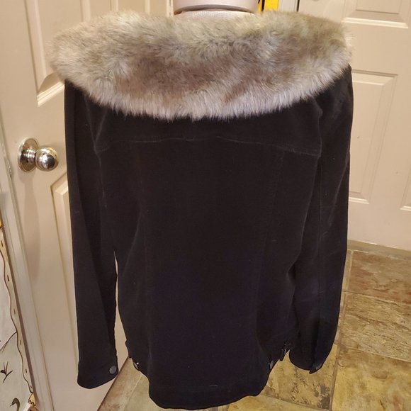 Vintage black jacket with/faux fur collar - Picture 3 of 5